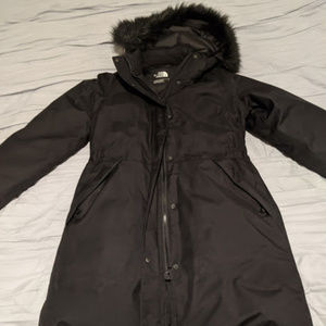 The North Face Women's Arctic Parka Black Small